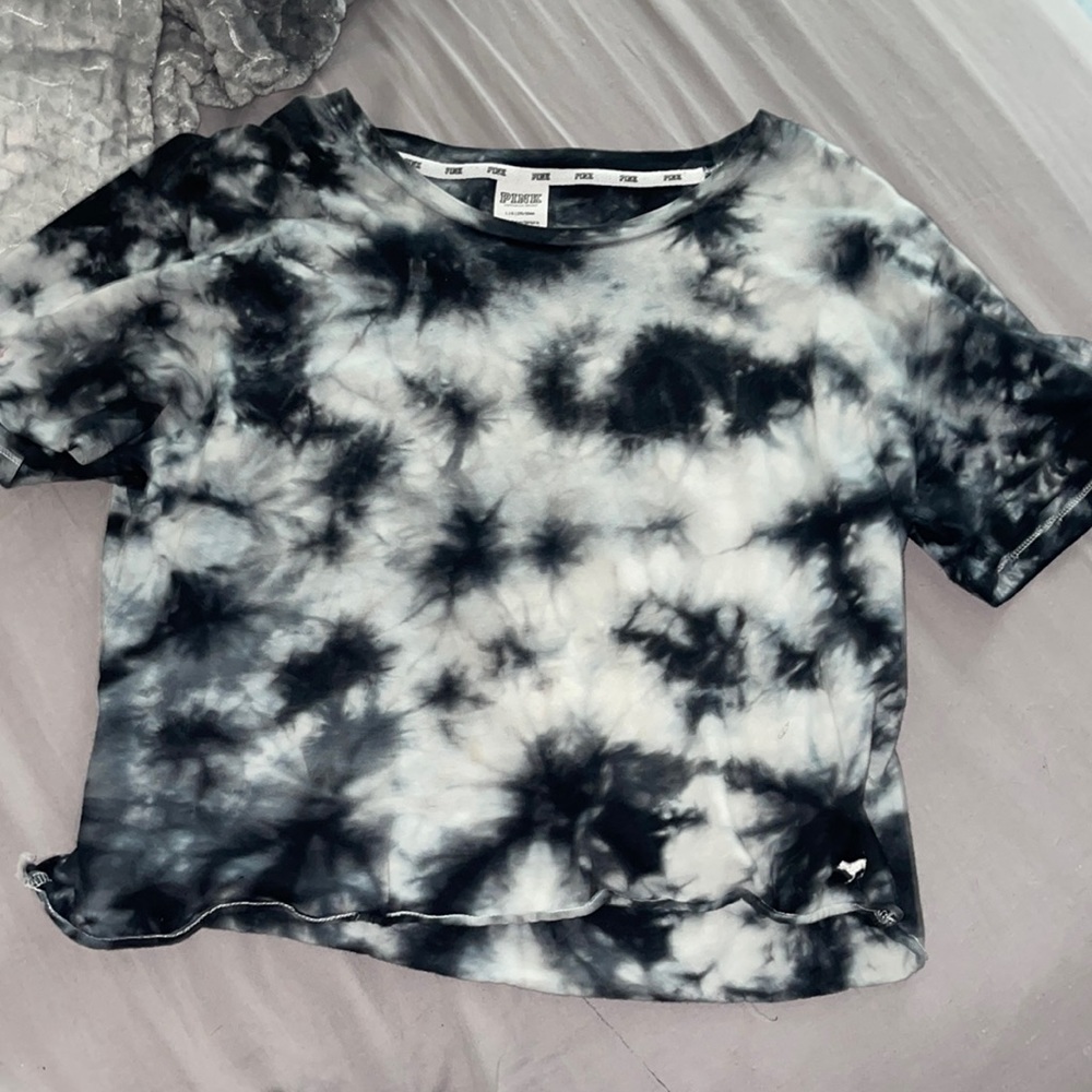 Short sleeve tee, brand- PINK, black & white tie-dye